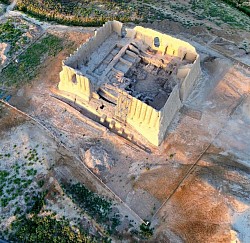 внутри мерва